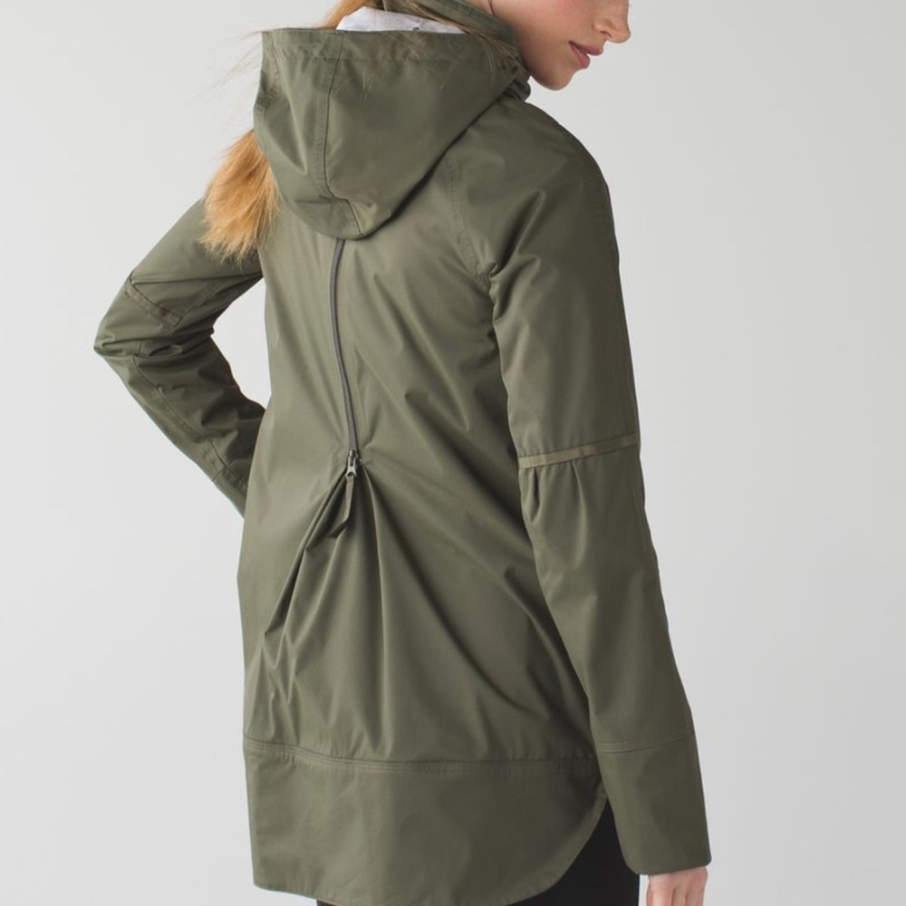 lululemon Fo Drizzle Rain Jacket – Fatigue Green